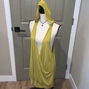 Victoria’s Secret plunge wrap dress sz M/L